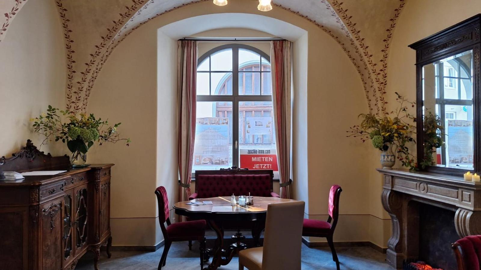 Stadtpalais Romantik-Suite 3 Zimmer Maximal 6 Personen Будишин Екстер'єр фото